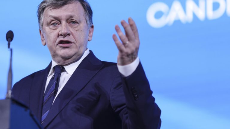 Crin Antonescu: „Investiția în sănătate este o investiție strategică în dezvoltarea națiunii”