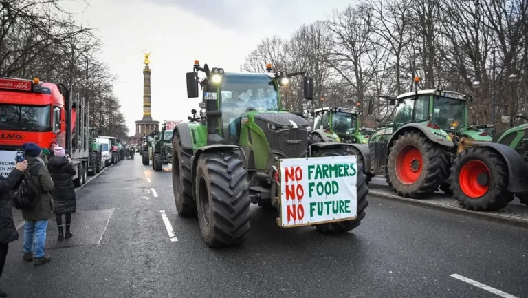 Suprataxarea îngrășămintelor rusești. UE își sabotează agricultorii?