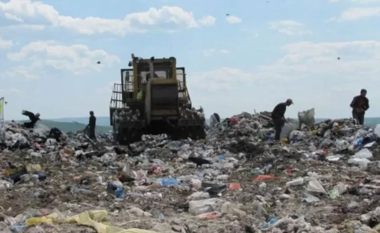 Măsuri in-extremis. Fondurile europene de dezvoltare a României, utilizate pentru închiderea gropilor de gunoi
