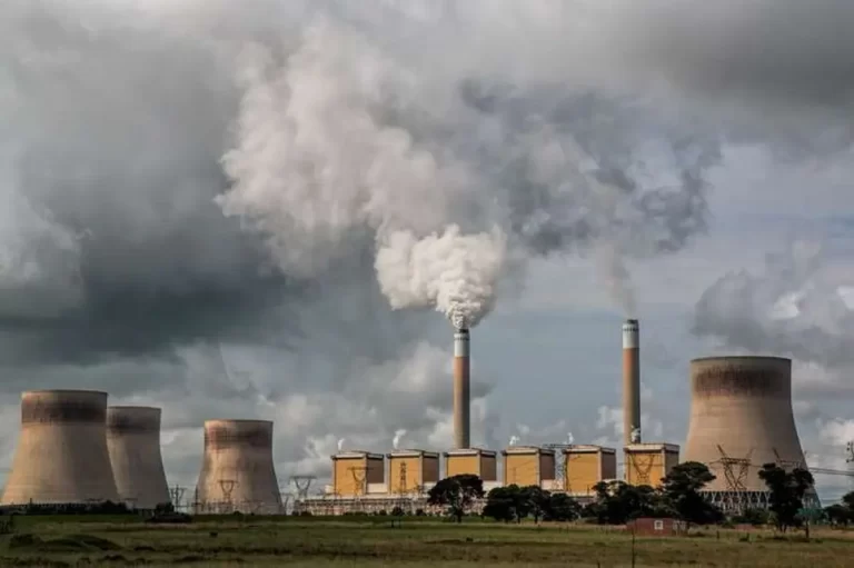 Comisia Europeană forțează blackout-ul în România. Vara trecută, fără cărbune, sistemul intra în colaps