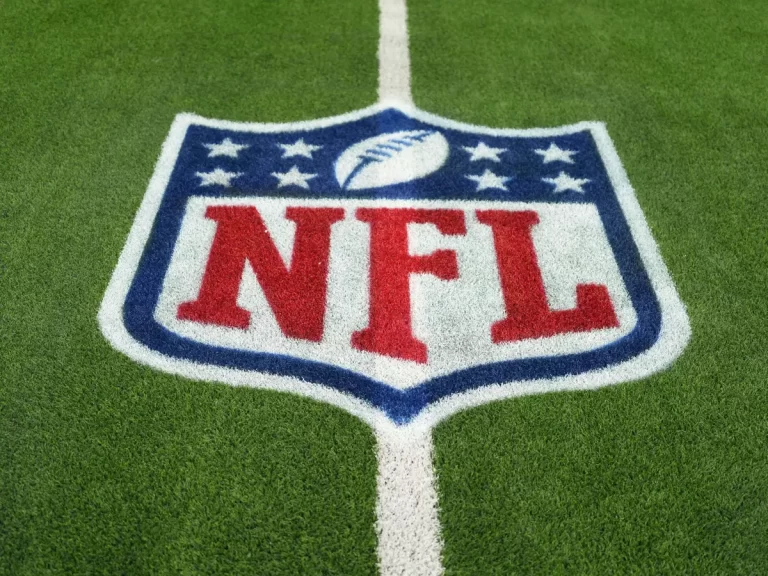 NFL, sacul fără fund! Cea mai bănoasă ligă sportivă din lume
