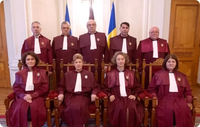 Inițiativă legislativă a cetățenilor. Judecătorii CCR pot fi demiși prin referendum
