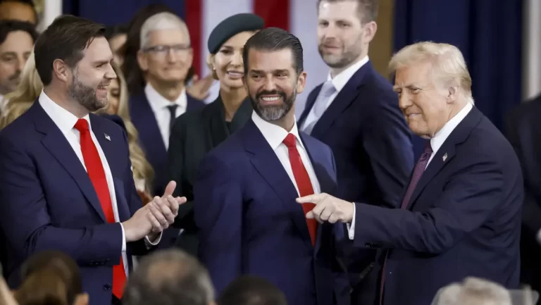 Trump Jr. vine la București – Poza care va răsturna campania electorală!