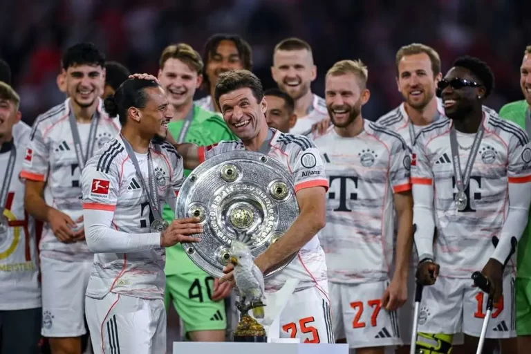„FC Hollywood” revine în forță: Bayern Munchen, escapadă scandaloasă la Ibiza