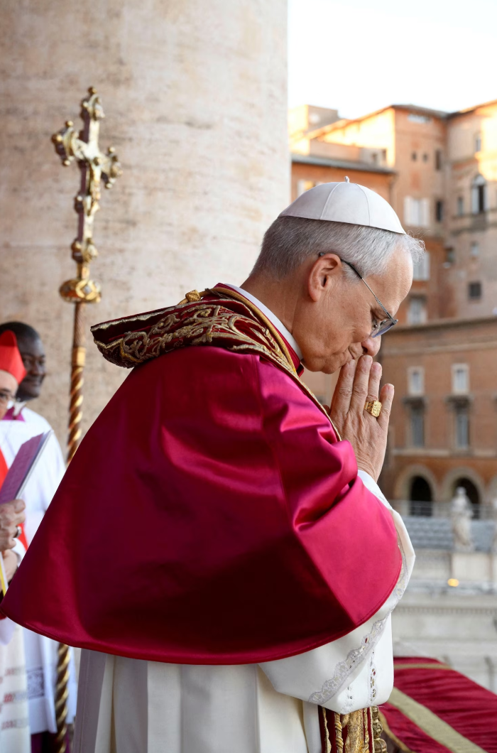 Fumul alb, gust amar: frustrarea italienilor după alegerea unui papă american
