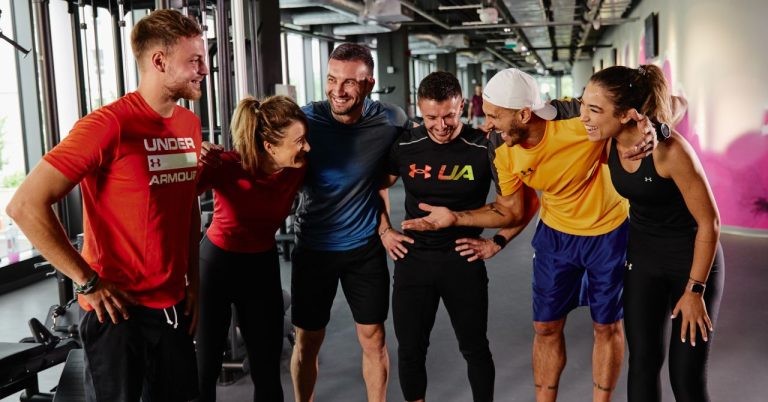 Fitness-ul Hibrid: Combinația Perfectă între Forță și Rezistență