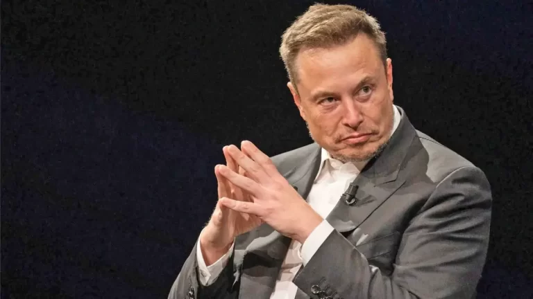 Elon Musk a fost sortit eșecului