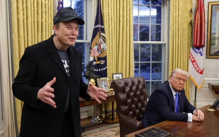 Trump face jocul miliardarilor din jurul său?