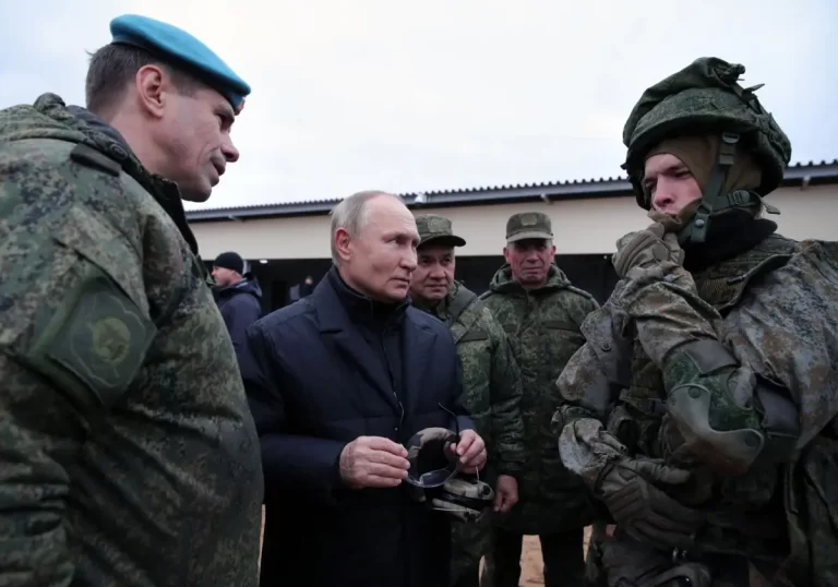 Putin ar prelungi războiul din Ucraina pentru a evita o rebeliune militară