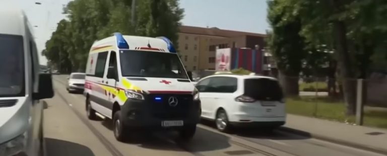 Doi elevi români, printre răniții în atacul armat dintr-o școală din Austria. Ce a anunțat MAE