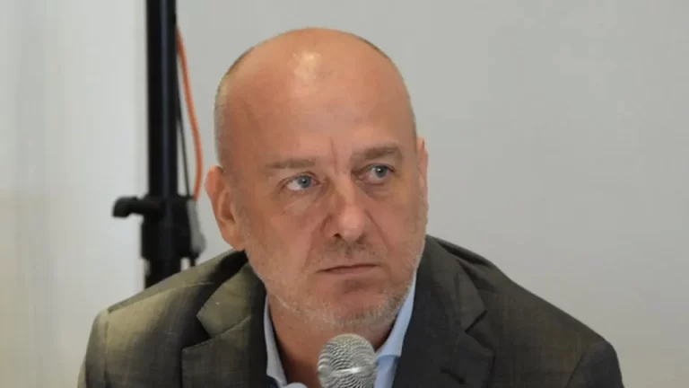 BNS desființează mitul bugetarului gras și al privatului slab. Toți au salarii de mizerie!