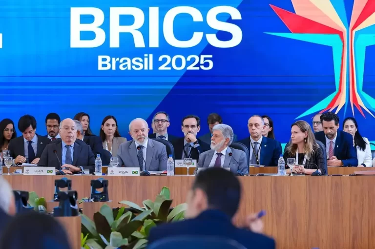 BRICS vs Trump