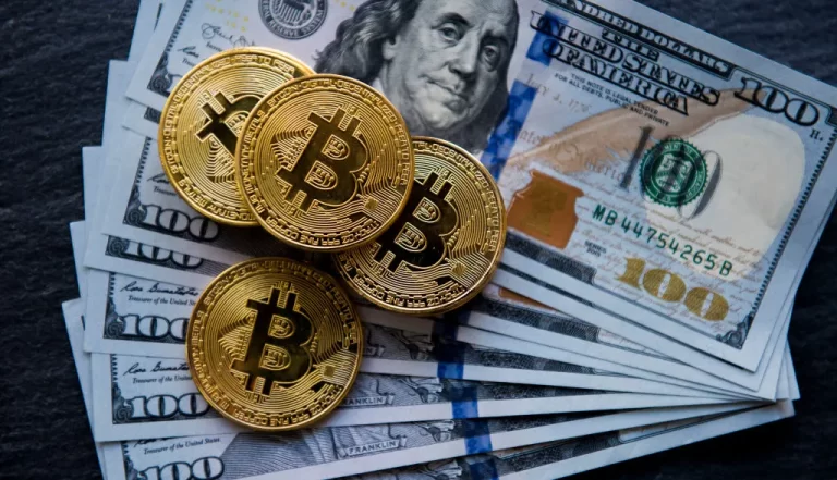 Bitcoin depășește 120.000 de dolari. Congresul SUA se pregătește pentru „săptămâna cripto”