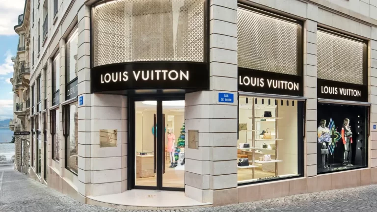 Declin prelungit al pieței de lux? Brandurile nu vor scăpa de ”oboseala cumpărătorilor”