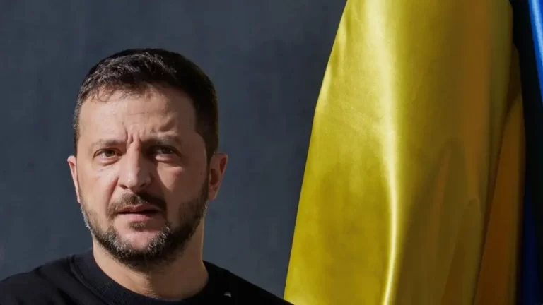 Un dezastru: războiul lui Zelenski împotriva agențiilor anticorupție din Ucraina
