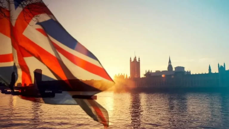 Exodul milionarilor din Marea Britanie. Câți vor pleca în acest an