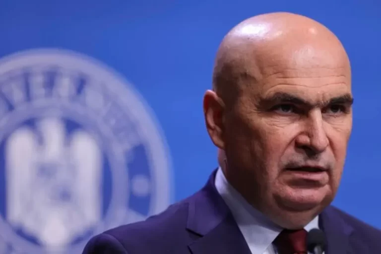 Bolojan vrea să bage frica în bugetari. Se fac liste negre cu protestatari