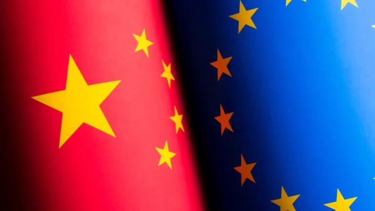 Summitul China-UE. Mize mari, așteptări mici