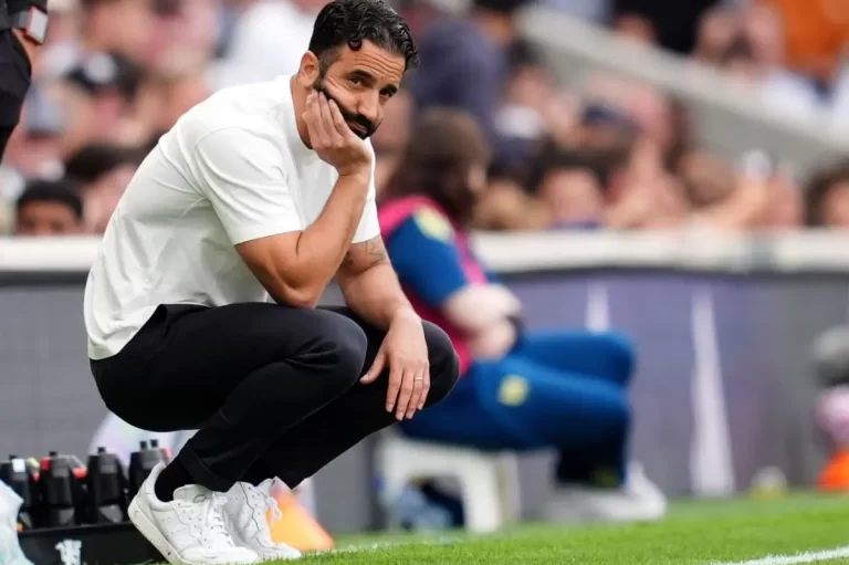 Antrenorul lui Manchester United, sabotat de proprii jucători!?