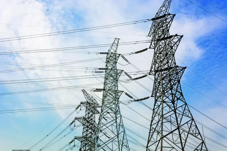 România, la cel mai jos nivel. Se importă, la greu, energie din Ucraina