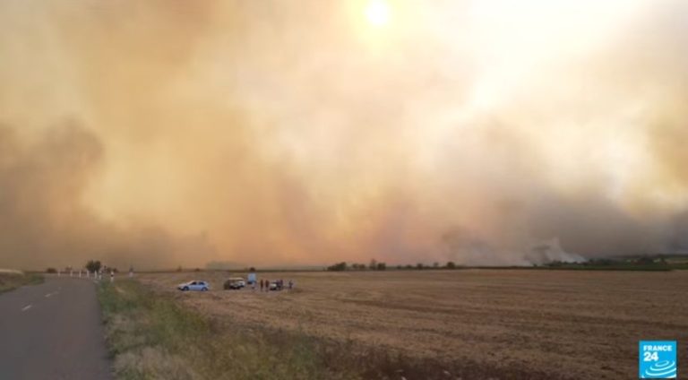 VIDEO. Franța se confruntă cu cel mai mare incendiu de vegetație din acest an/„Un dezastru de o amploare fără precedent”