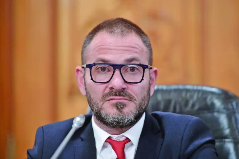 Horia Constantinescu îi cântă în strună lui Bolojan: drone care ne vor spiona casele