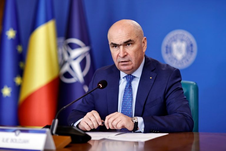 Ce mesaj are premierul Bolojan pentru profesori: „Se muncește ceva mai mult la clasă cu aceiași bani” – VIDEO