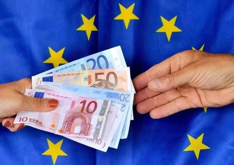 Revoluție financiară în Europa: bătălia pentru cine ține punga