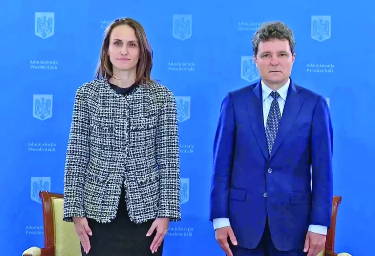 USR a predat MAE rețelei Soroș!