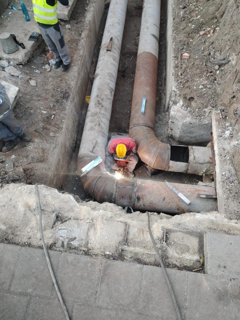 Sute de blocuri din București rămân fără apă caldă. Zonele din Capitală unde se fac lucrări la rețeaua de termoficare