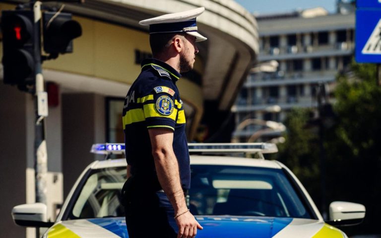 Mesajele de amenințare scot România din ritm. Cine este minorul vizat