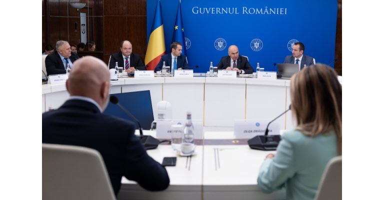 Bolojan a discutat cu retailerii. Ce se întâmplă cu plafonarea adaosului comercial la alimentele de bază: „Ținând cont de situația actuală se vor conforma”