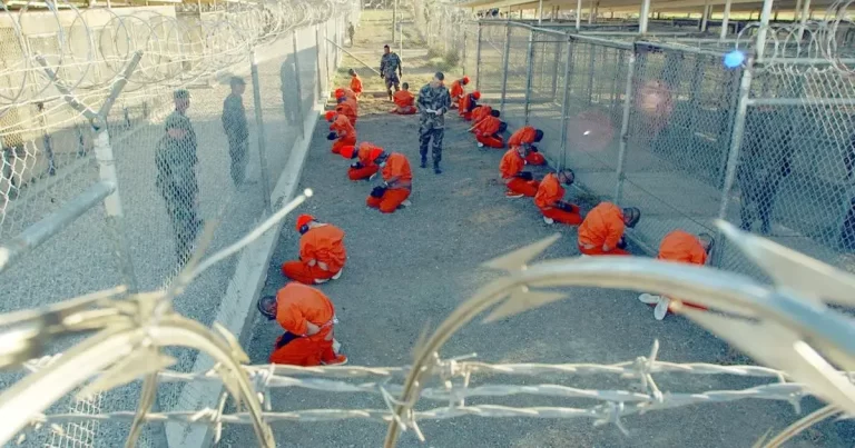 Brutala Americă. Guantanamo,Trump și Alligator Alcatraz
