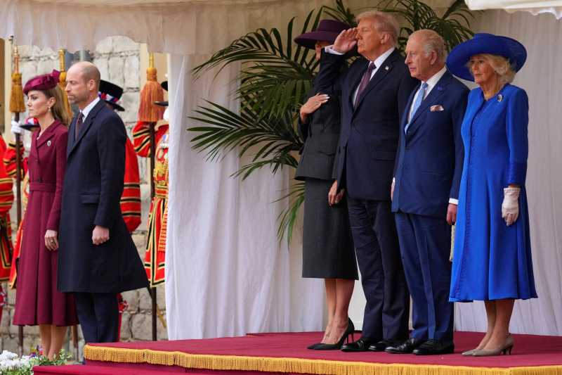 Donald Trump familia regală