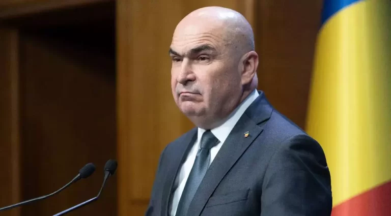 Ce s-a aflat despre „premierul austerității”: Bolojan a locuit ilegal aproape patru luni în fosta vilă a lui Băsescu!/HG secretă pentru „reglarea” situației