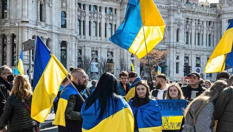 Statele UE, obligate de Comisia Europeană să-i întrețină pe refugiații ucraineni până în 2029