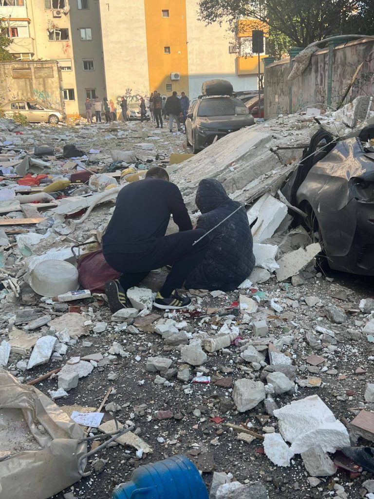 Breaking News: CRIMĂ!