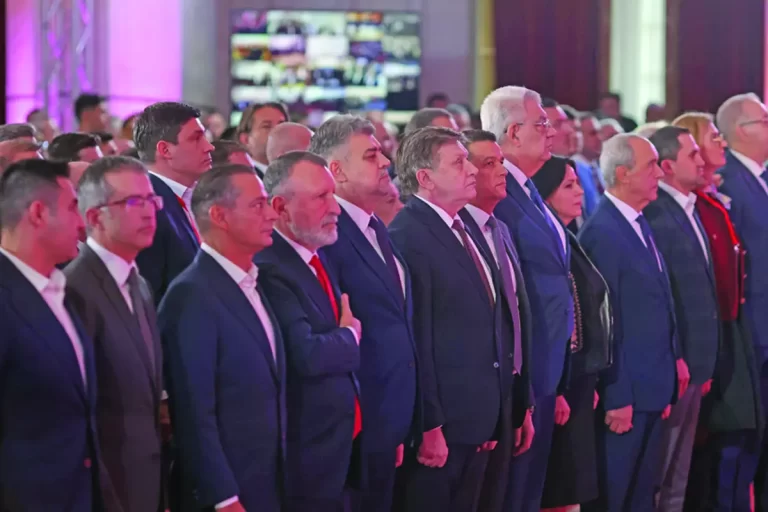 Marea bătălie pe firimituri din PSD