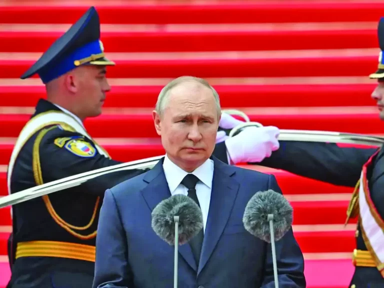 Mitul liderului inoxidabil. La 73 de ani, Putin visează la nemurire
