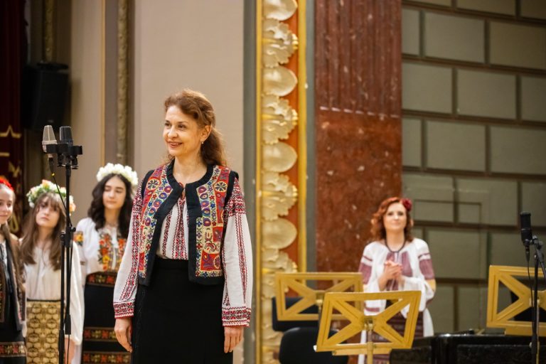 ”Symbol – 35 de ani de excelență corală” – GALERIE FOTO