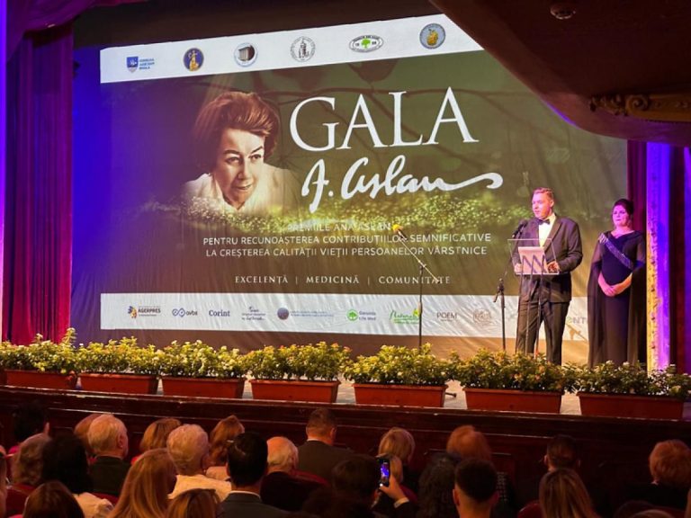 Senatul Științific al Fundației Dan Voiculescu pentru Dezvoltarea României, premiat la Gala „Ana Aslan” 2025 pentru cercetările dedicate longevității