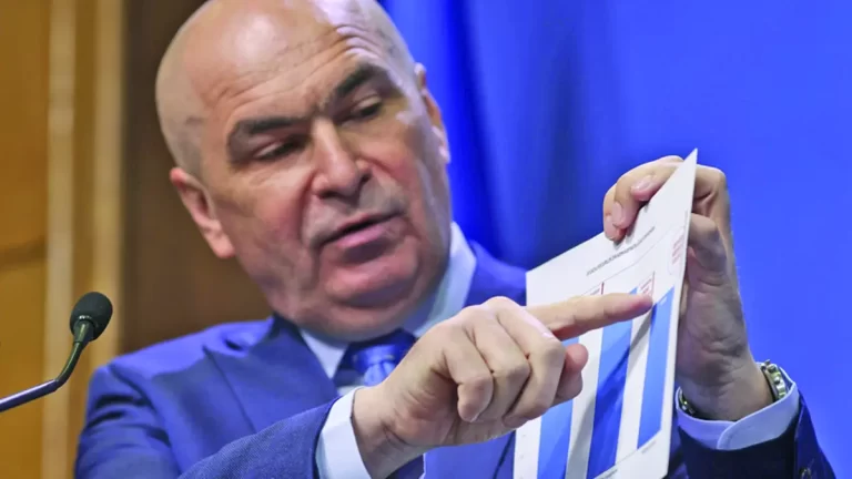 Noi plătim, ei se fac că muncesc