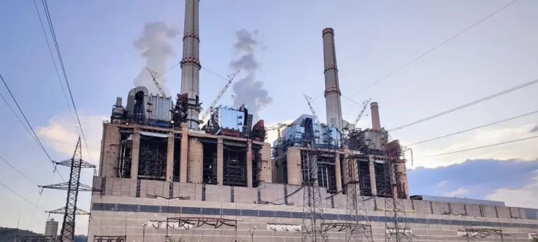 Cărbunele merge mai departe. Doar pe hârtie