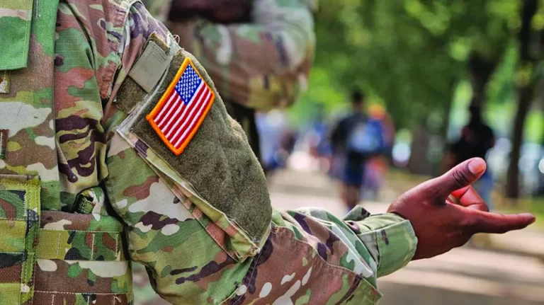 Cum a reușit alianța Ilie Bolojan – Nicușor Dan – USR să gonească America din România