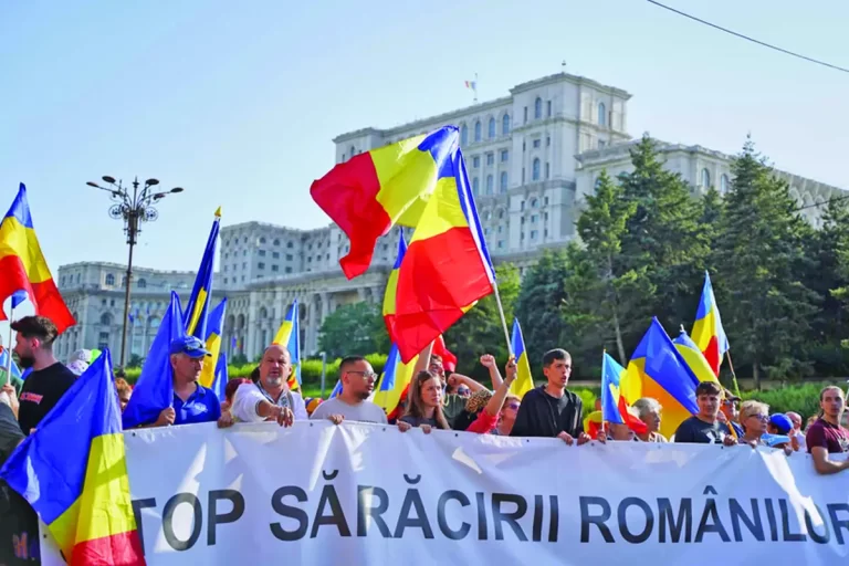 Economie pe perfuzii/România face reformă cu toporul