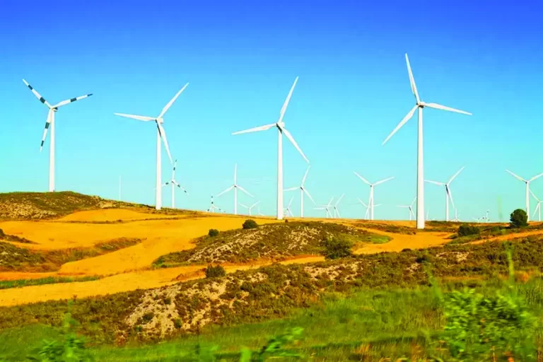 Dezechilibrele provocate de regenerabile majorează, din nou, prețurile energiei