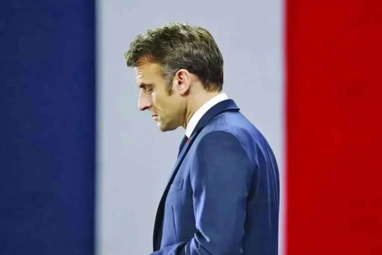 Macron este ”cel mai rău” președinte al Franței