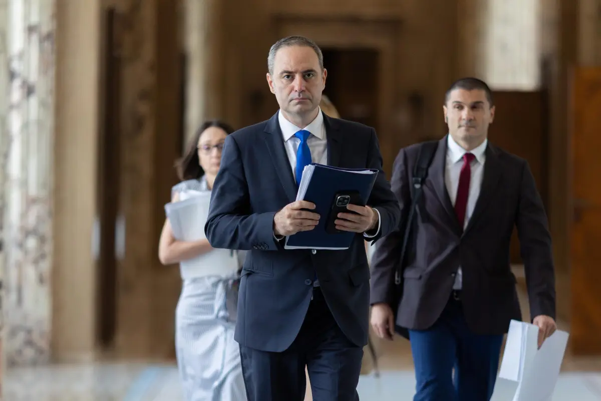 „Sistemul” a decis: iese Bolojan, intră Nazare! - Ziarul National