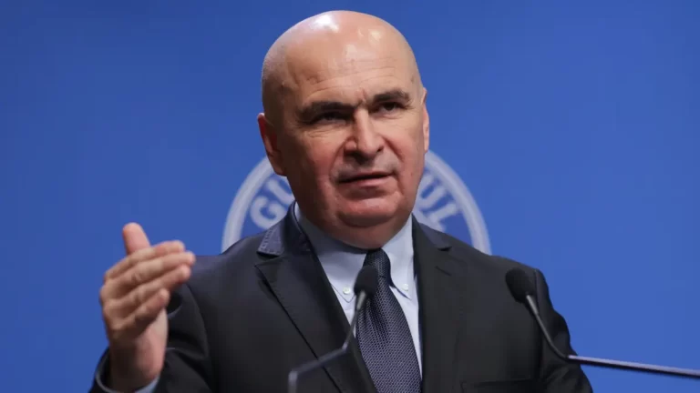 Atac dur la Guvernul Bolojan: Sacrifică interesul public în favoarea capitalului privat!