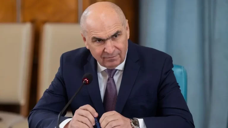 PSD bagă bățul prin gard. Austeritatea Guvernului Bolojan bagă românii în cea mai cruntă sărăcie din ultimii 25 de ani